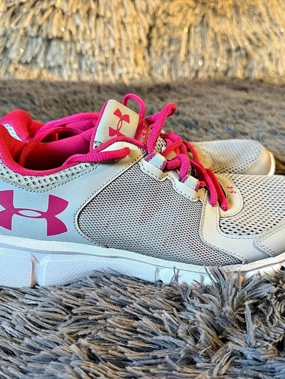 Under Armour Thrill 2 Athletic Shoes White & Pink